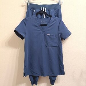 FIGS Technical Collection XS Catarina Top Zamora Jogger Pants Dark Harbor Blue